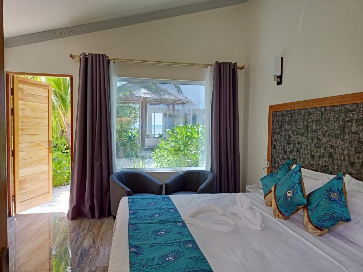 Island Life Maldives Retreat & Spa Magoodhoo Exterior photo