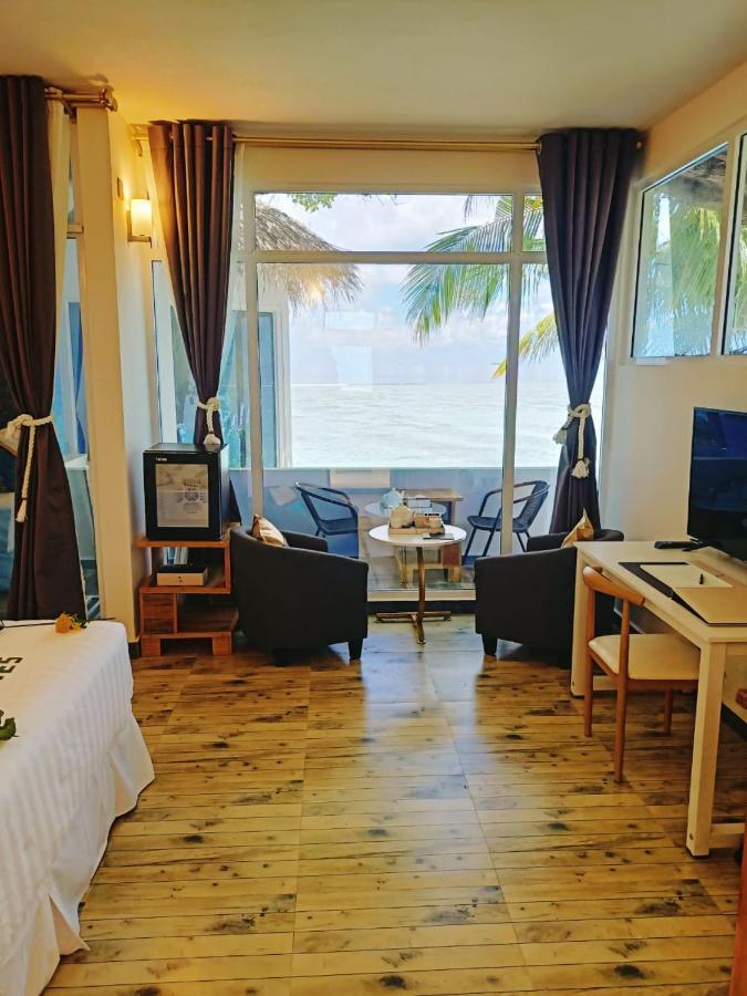 Island Life Maldives Retreat & Spa Magoodhoo Exterior photo