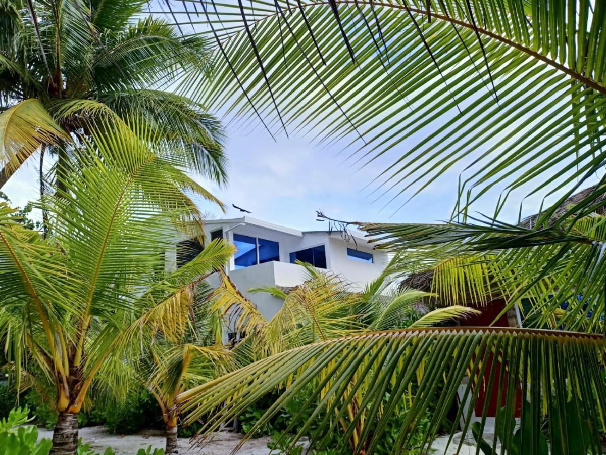 Island Life Maldives Retreat & Spa Magoodhoo Exterior photo