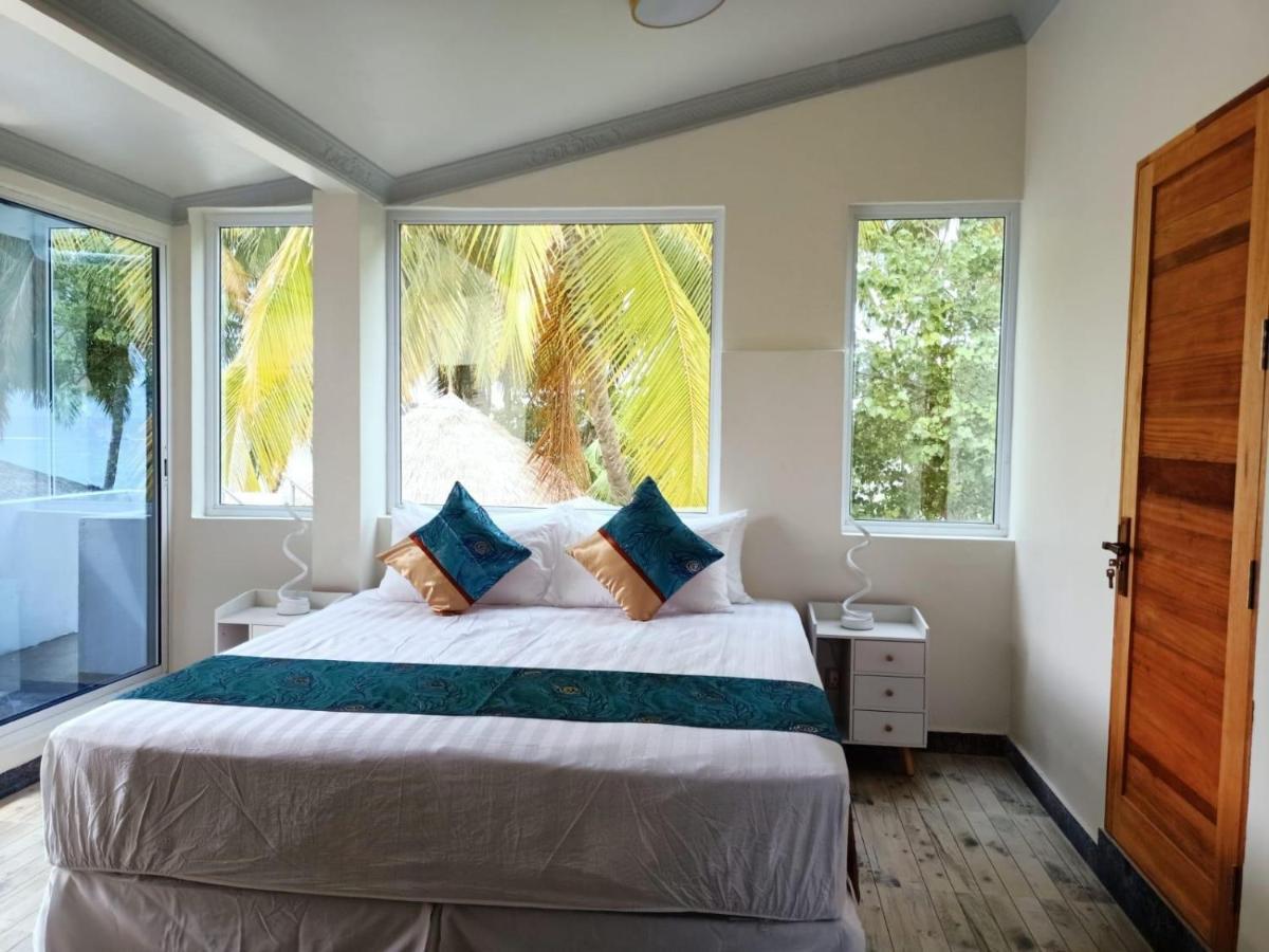 Island Life Maldives Retreat & Spa Magoodhoo Exterior photo